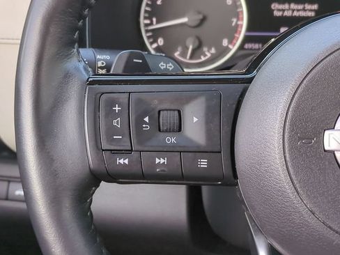 Used 2023 Nissan Pathfinder SL AWD/4WD image 25