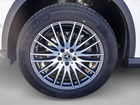 New 2026 Mercedes-Benz GLC 300 4MATIC image 9