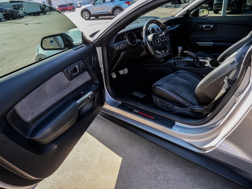 Used 2020 Ford Mustang Shelby GT350 w/ Technology Package RWD image 22