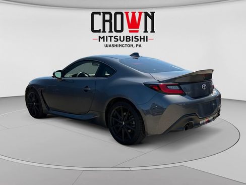 Used 2024 Toyota GR86 Premium RWD image 5