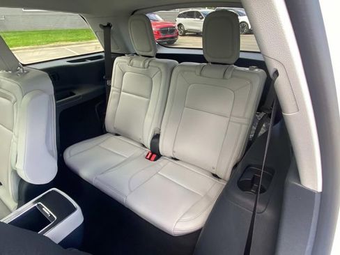 New 2026 Lincoln Aviator Reserve AWD/4WD image 8