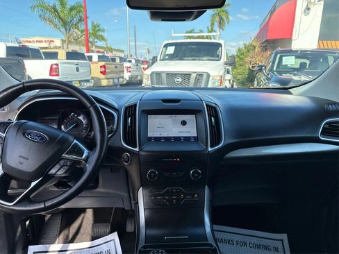 Used 2019 Ford Edge SEL w/ Equipment Group 201A AWD/4WD image 15