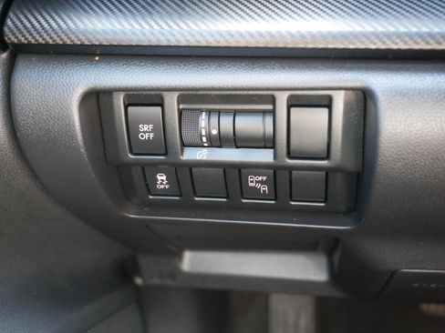 Used 2018 Subaru Crosstrek 2.0i Premium w/ Eyesight System AWD/4WD image 26