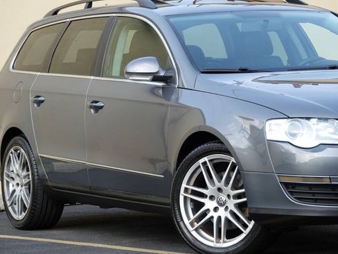 Used 2007 Volkswagen Passat 2.0T FWD image 37