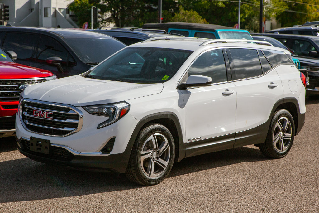 Used 2021 GMC Terrain SLT FWD image 9