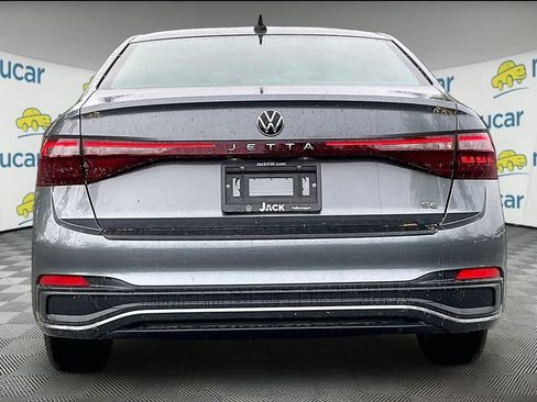 New 2026 Volkswagen Jetta SE FWD image 6