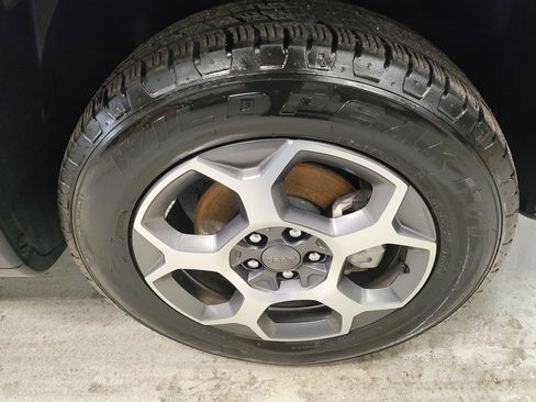 Used 2022 Jeep Compass Trailhawk w/ Trailhawk Convenience Group image 4