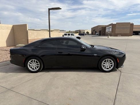 Used 2025 Dodge Charger R/T w/ Quick Order Package 25M R/T image 5