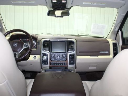 Used 2014 RAM 1500 Laramie w/ Convenience Group AWD/4WD image 19