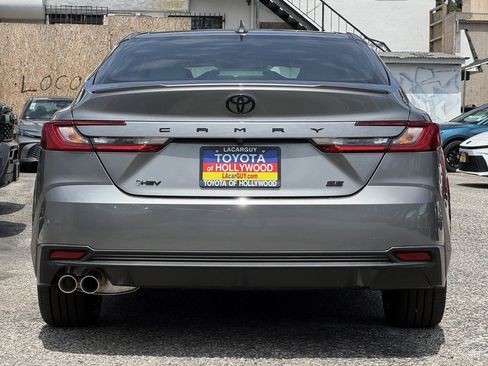 New 2026 Toyota Camry SE image 4