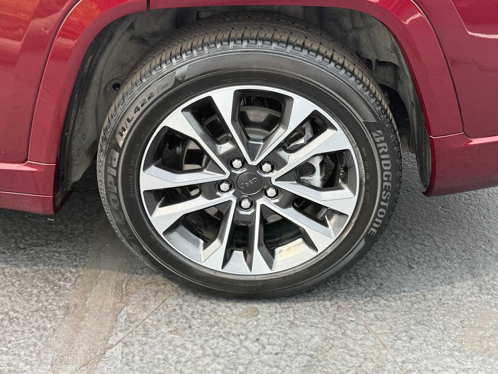 Used 2024 Jeep Grand Cherokee L Overland AWD/4WD image 9
