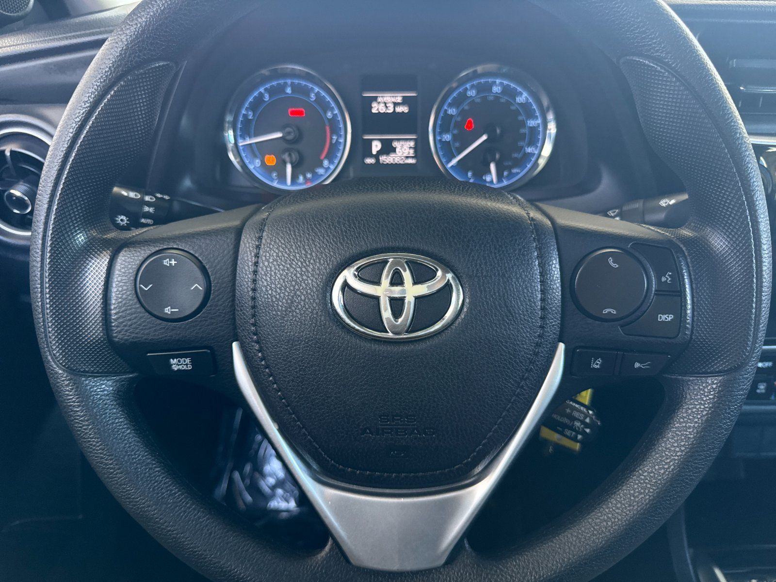 Used 2017 Toyota Corolla LE FWD image 19