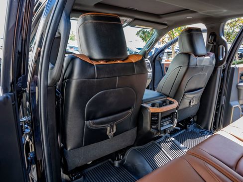 Used 2024 RAM 2500 Limited w/ Safety Group image 35