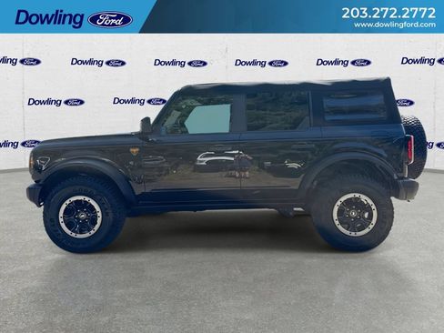 Certified 2023 Ford Bronco Badlands w/ Sasquatch Package AWD/4WD image 5