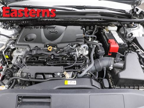 Used 2024 Toyota Camry SE image 7