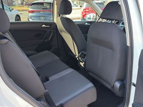 Used 2020 Volkswagen Tiguan S image 13