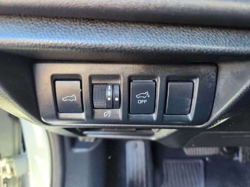 Used 2024 Subaru Outback Limited w/ Popular Package #2 image 23