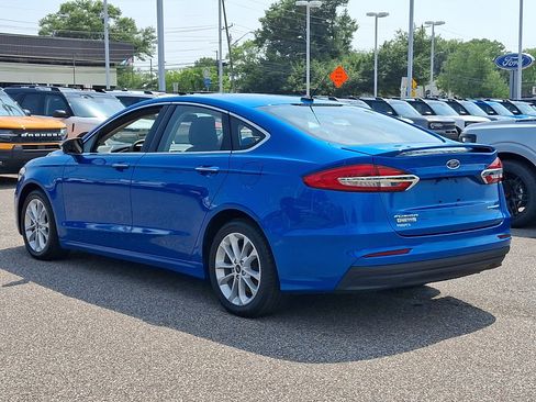 Used 2019 Ford Fusion Energi Titanium FWD image 7
