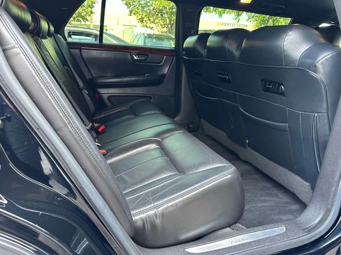 Used 2006 Cadillac DTS image 29