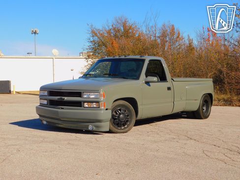 Used 1989 Chevrolet Silverado 3500 2WD Regular Cab image 29