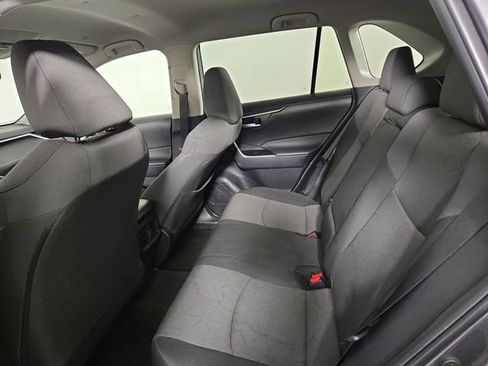 Used 2025 Toyota RAV4 XLE image 15