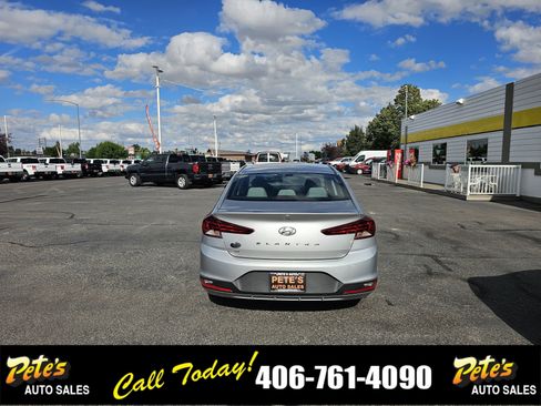 Used 2020 Hyundai Elantra SE image 3