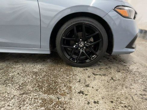 Used 2023 Honda Civic Sport image 19