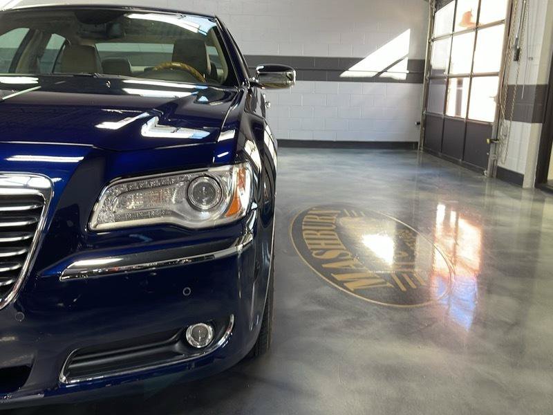 Used 2014 Chrysler 300 C w/ Beats Audio Group AWD/4WD image 4