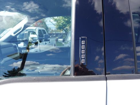 Used 2023 Ford F250 XLT AWD/4WD image 14