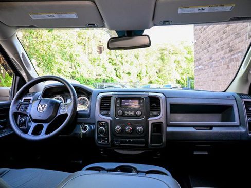 Used 2016 RAM 1500 Express AWD/4WD image 28