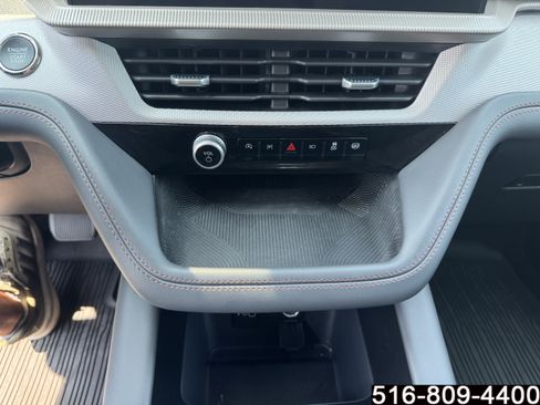 Used 2026 Ford Explorer Active AWD/4WD image 18