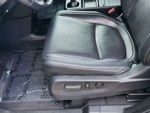 Certified 2024 Honda Odyssey EX-L image 17