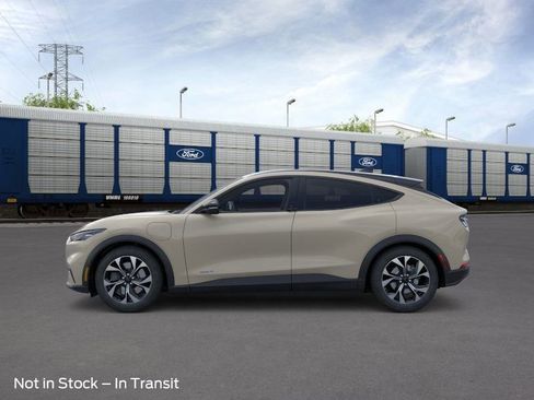 Used 2025 Ford Mustang Mach-E Select image 4