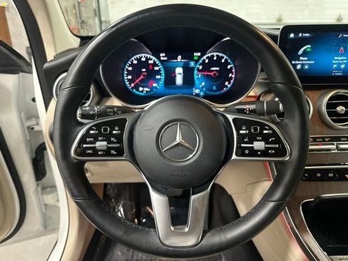 Used 2020 Mercedes-Benz GLC 300 4MATIC image 17