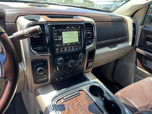 Used 2018 RAM 2500 Longhorn w/ Convenience Group image 16