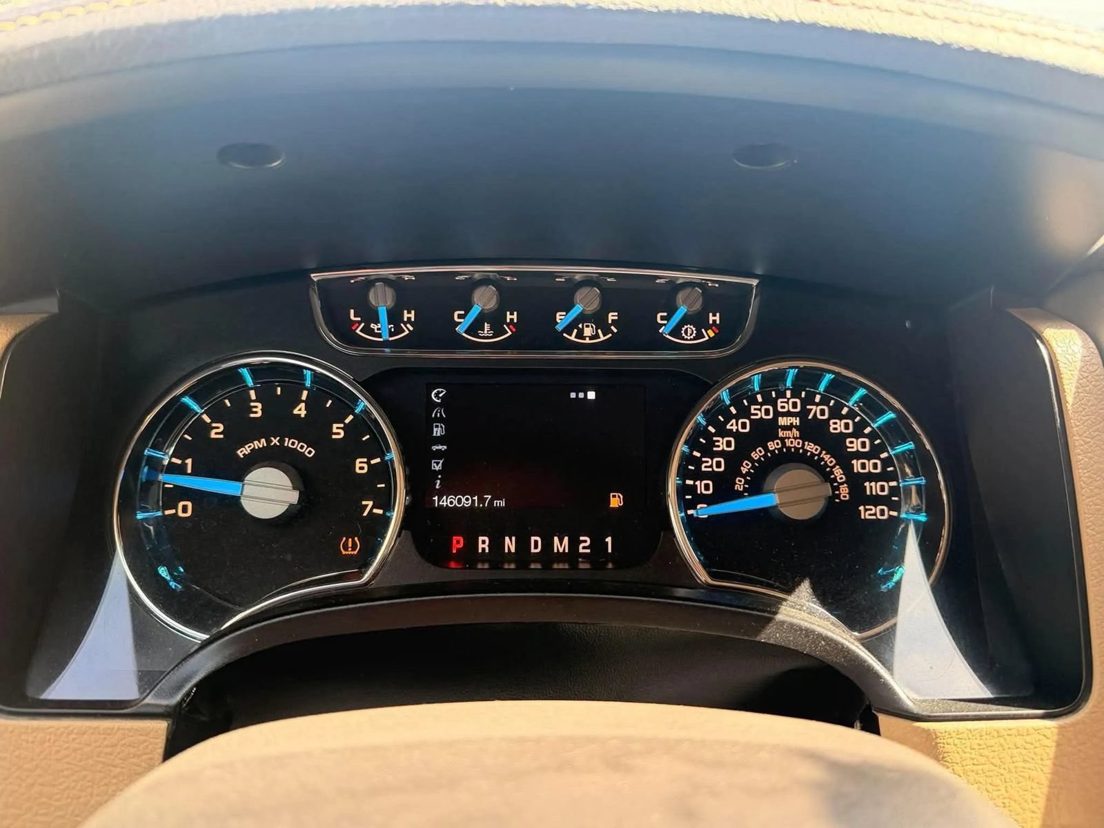 Used 2013 Ford F150 Lariat w/ Lariat Chrome Pkg AWD/4WD image 12
