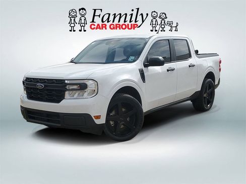 Used 2024 Ford Maverick XL image 1