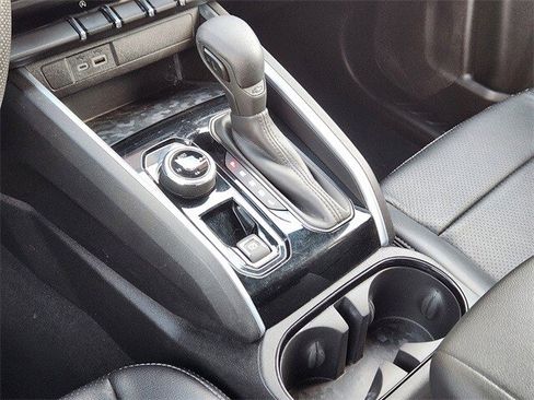 Used 2023 Chevrolet Colorado Trail Boss image 16