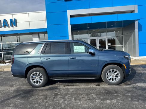 New 2026 Chevrolet Tahoe Premier w/ Sun And Tow Package AWD/4WD image 3
