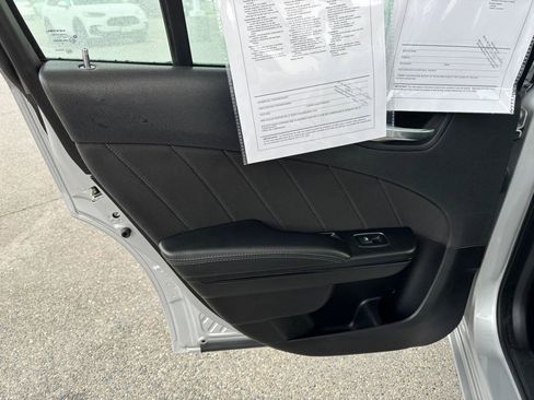 Used 2021 Dodge Charger SXT w/ Blacktop Package image 25