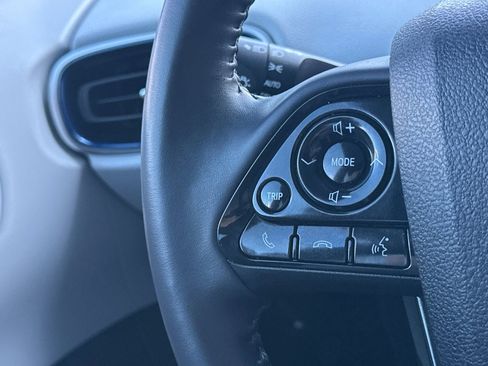 Used 2020 Toyota Prius Limited image 33