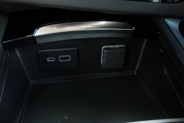 Used 2023 Buick Envision Preferred AWD/4WD image 19