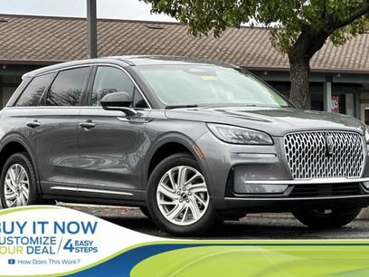 Used 2025 Lincoln Corsair FWD w/ Rear Removable Package Tray