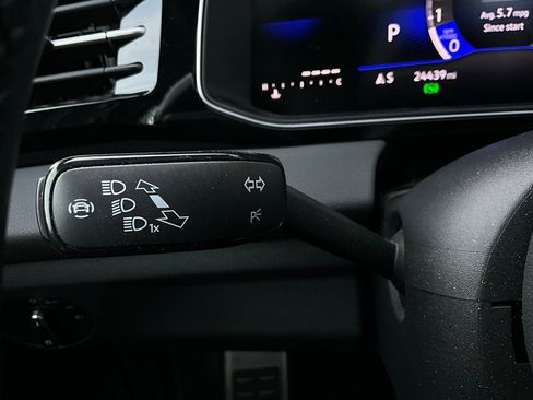 Used 2025 Volkswagen Jetta Sport image 34