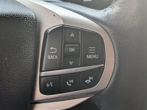 Used 2022 Ford Explorer XLT w/ Equipment Group 202A RWD image 15