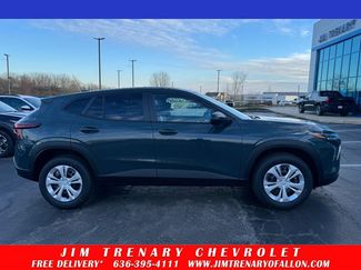 New 2026 Chevrolet Trax LS video 1