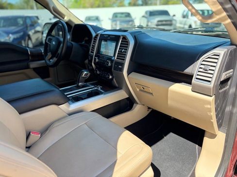 Used 2016 Ford F150 Lariat image 12