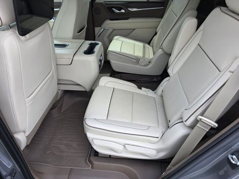 Used 2021 GMC Yukon Denali w/ Denali Ultimate Package AWD/4WD image 14