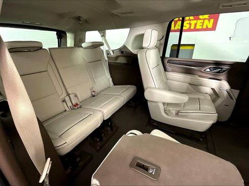 Certified 2023 GMC Yukon XL Denali image 19