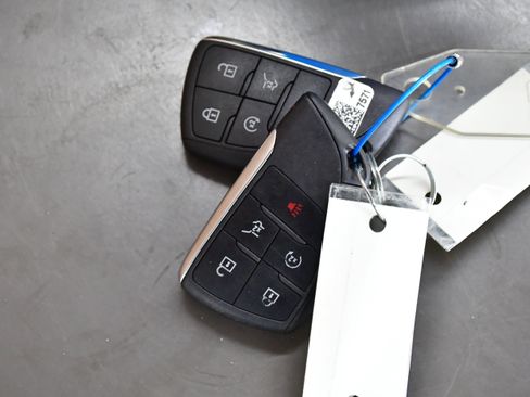 Used 2023 Buick Envision Essence w/ Sport Touring Package image 76